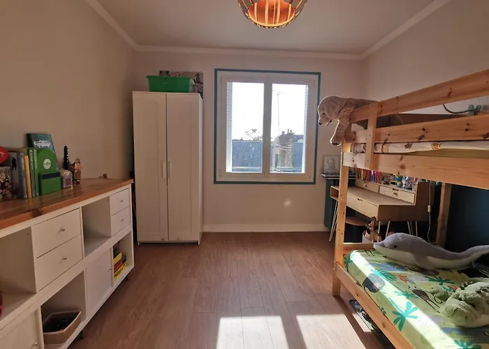 Grand Familial, Centre, Parking